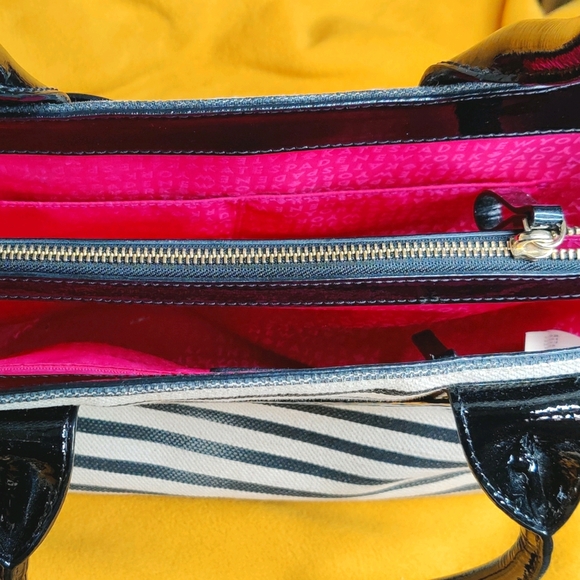 Kate Spade Canvas & Leather Bag 🌺BUNDLE & SAVE🌺 - Picture 7 of 7